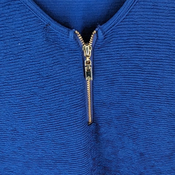 Beautiful stretchy fitted sexy dress fits approximately size 12 forever 21 - Picture 5 of 5